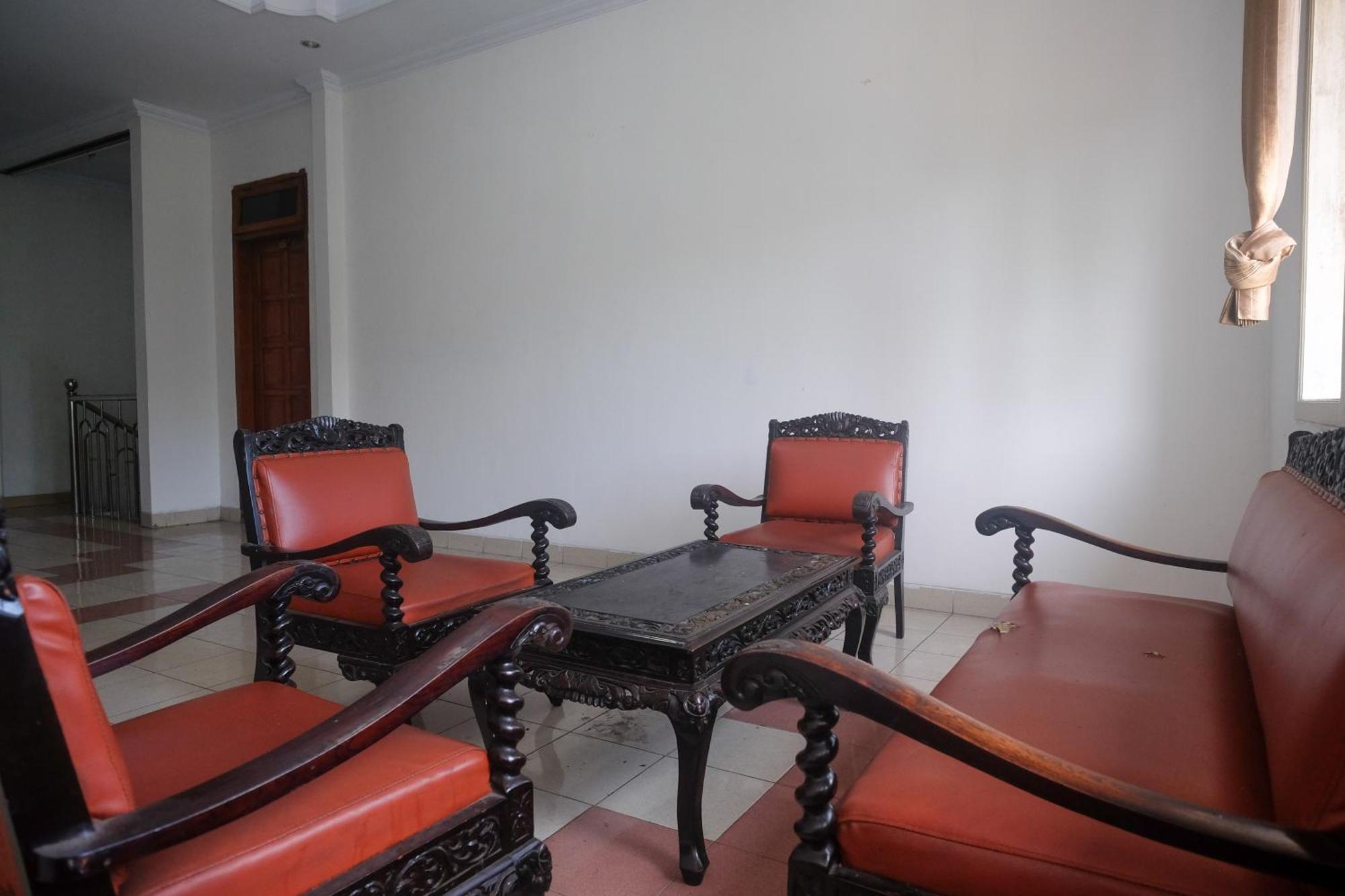 Urbanview Hotel Pondok Anggun Yogyakarta By Reddoorz Maguwo Luaran gambar