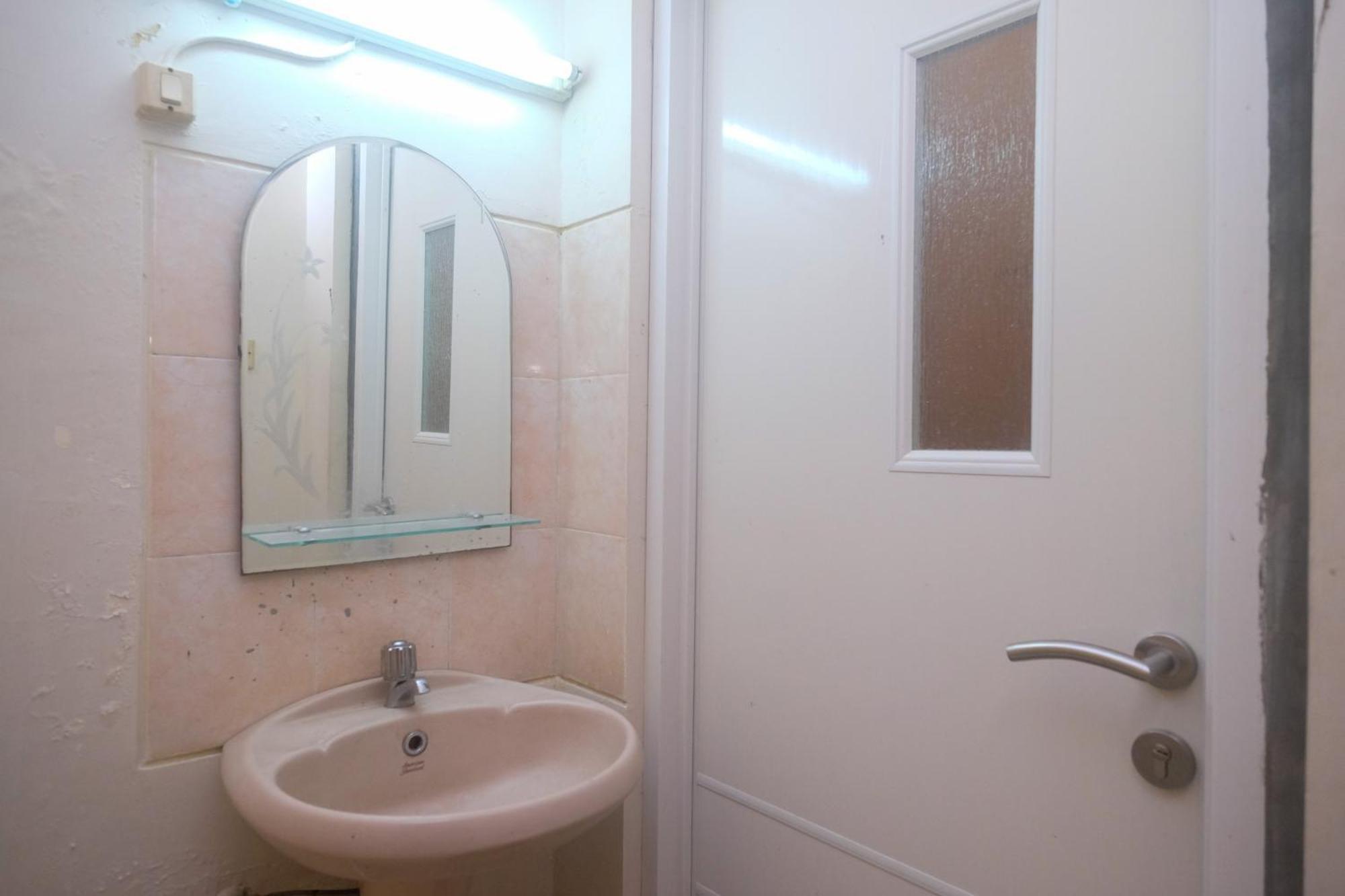 Urbanview Hotel Pondok Anggun Yogyakarta By Reddoorz Maguwo Luaran gambar