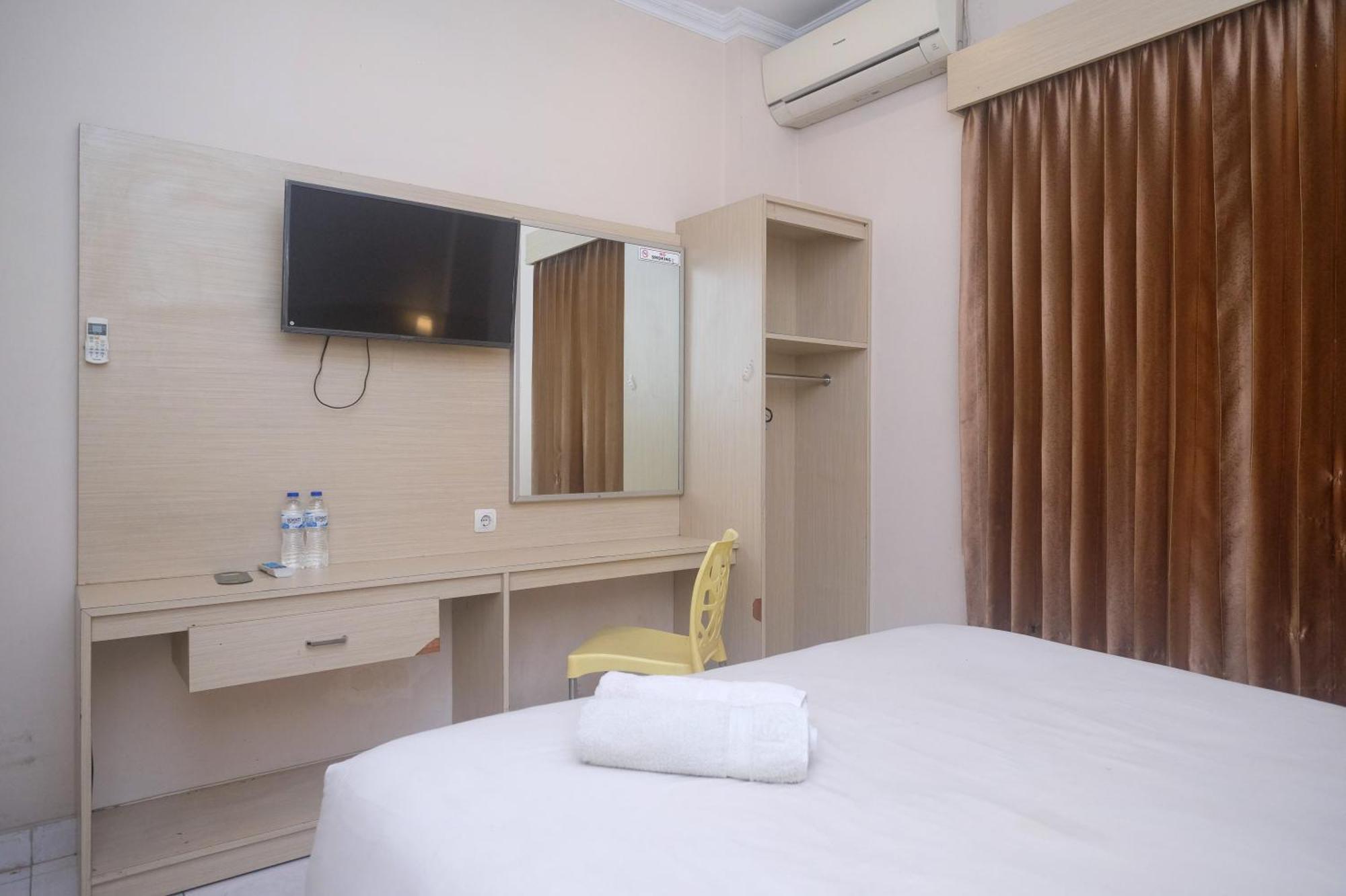 Urbanview Hotel Pondok Anggun Yogyakarta By Reddoorz Maguwo Luaran gambar