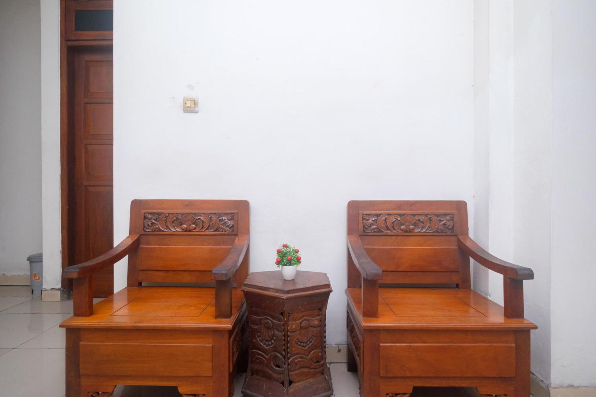 Urbanview Hotel Pondok Anggun Yogyakarta By Reddoorz Maguwo Luaran gambar